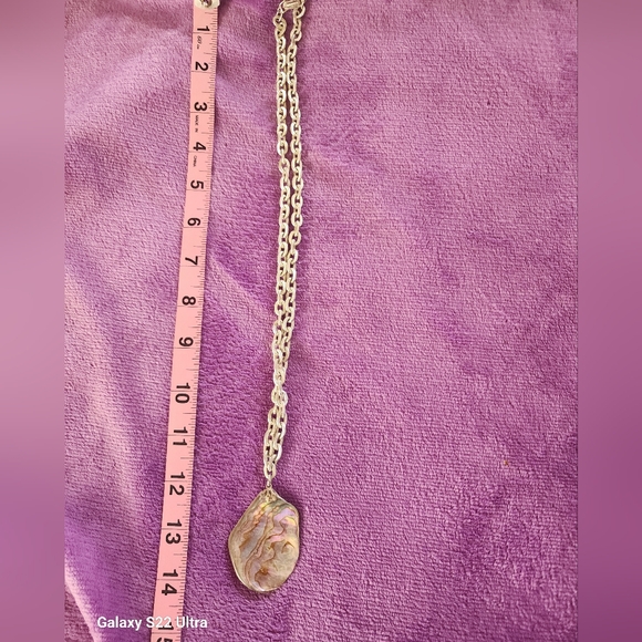 Elegant Silver Chain Necklace With Genuine Abalone Shell Pendant - Picture 1 of 4
